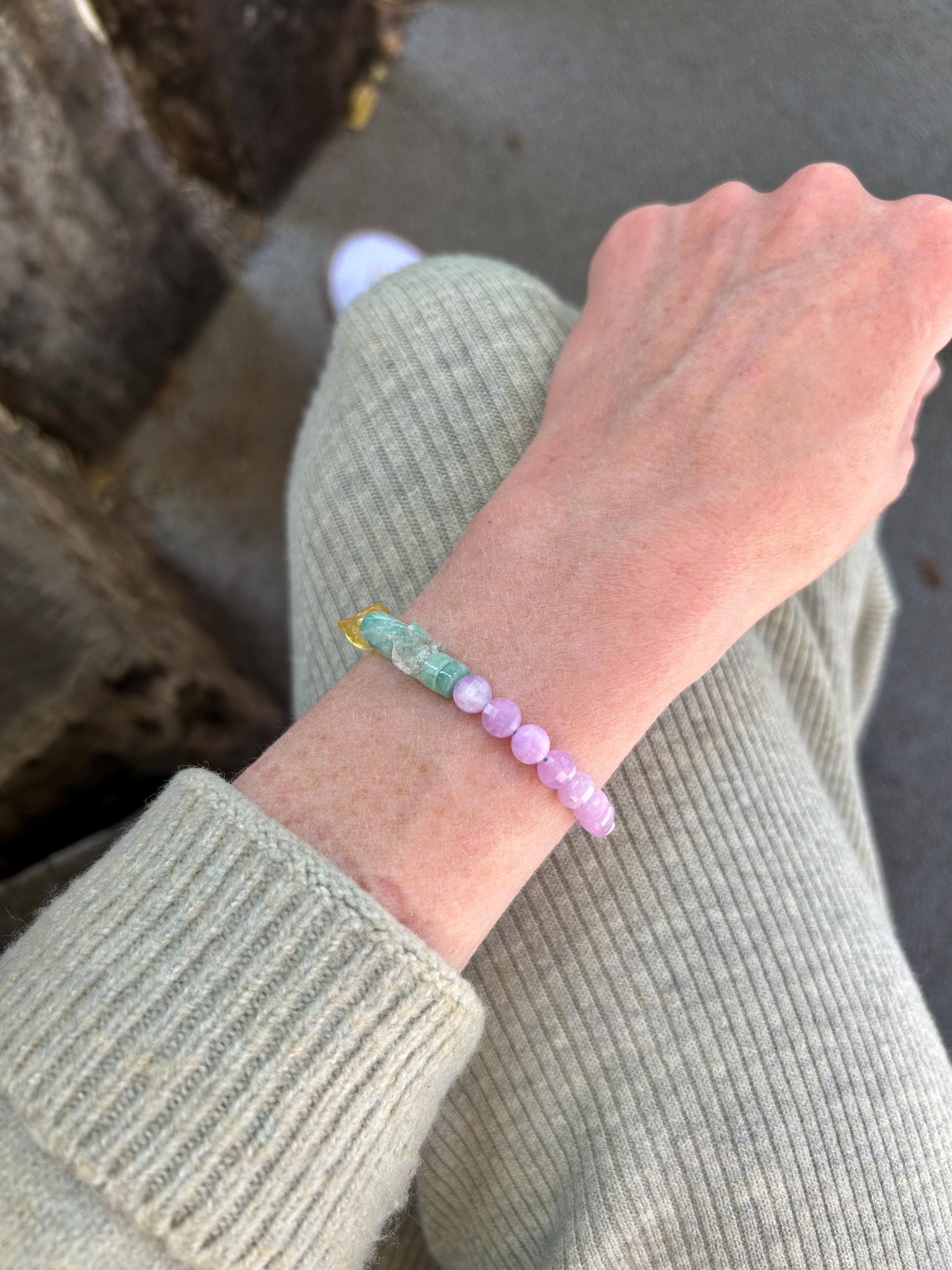 Amethyst Beaded Bracelet, 24k Gold Clasp, Handmade Boho Jewelry ,Gift for Her, Healing Crystal