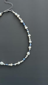 Baroque Pearl Choker Necklace: Delicate Freshwater Beaded Jewelry