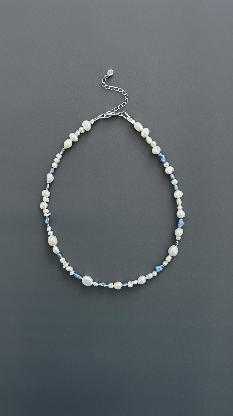 Baroque Pearl Choker Necklace: Delicate Freshwater Beaded Jewelry