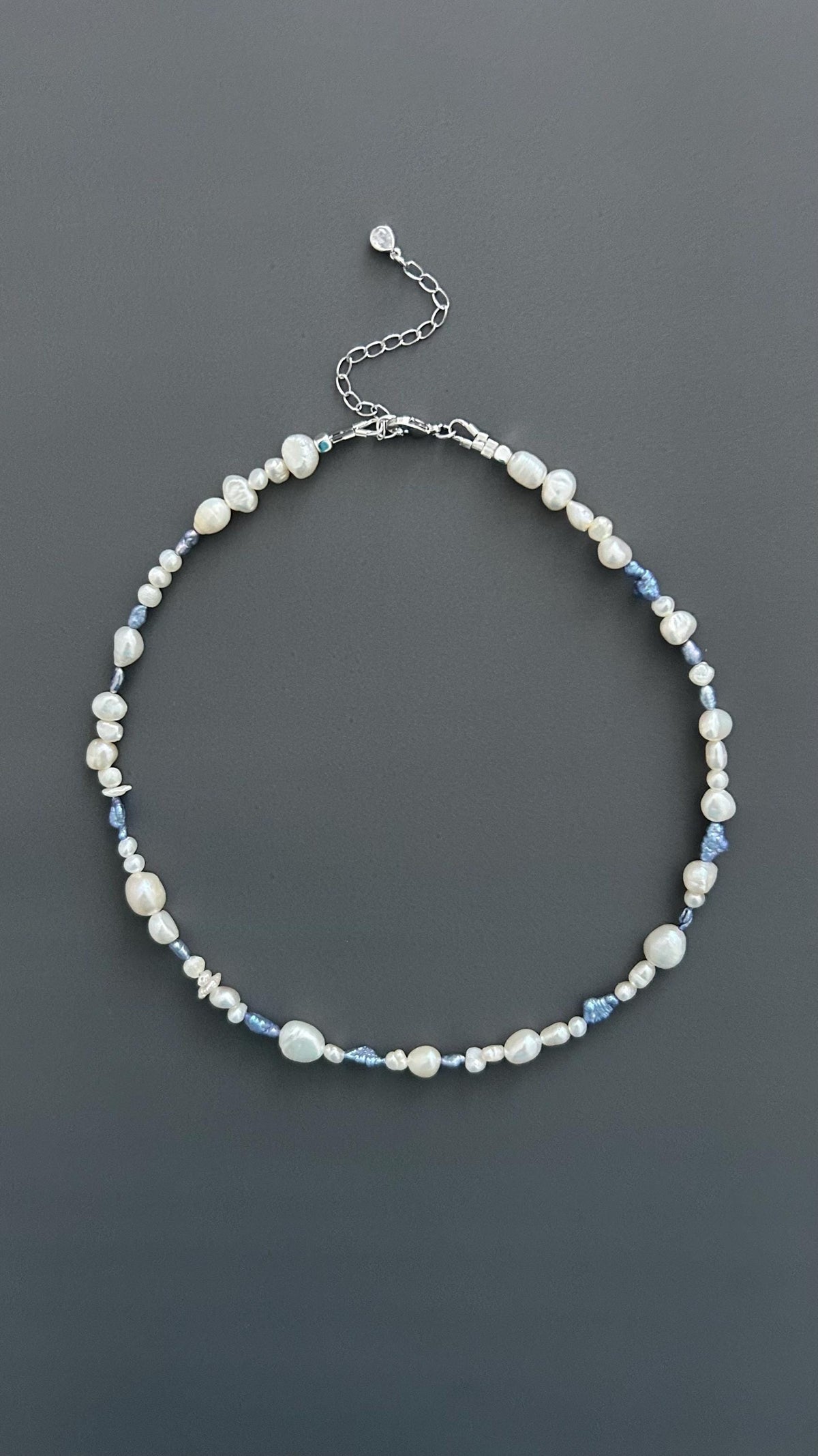 Baroque Pearl Choker Necklace: Delicate Freshwater Beaded Jewelry