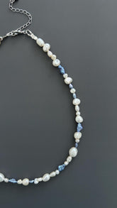 Baroque Pearl Choker Necklace: Delicate Freshwater Beaded Jewelry