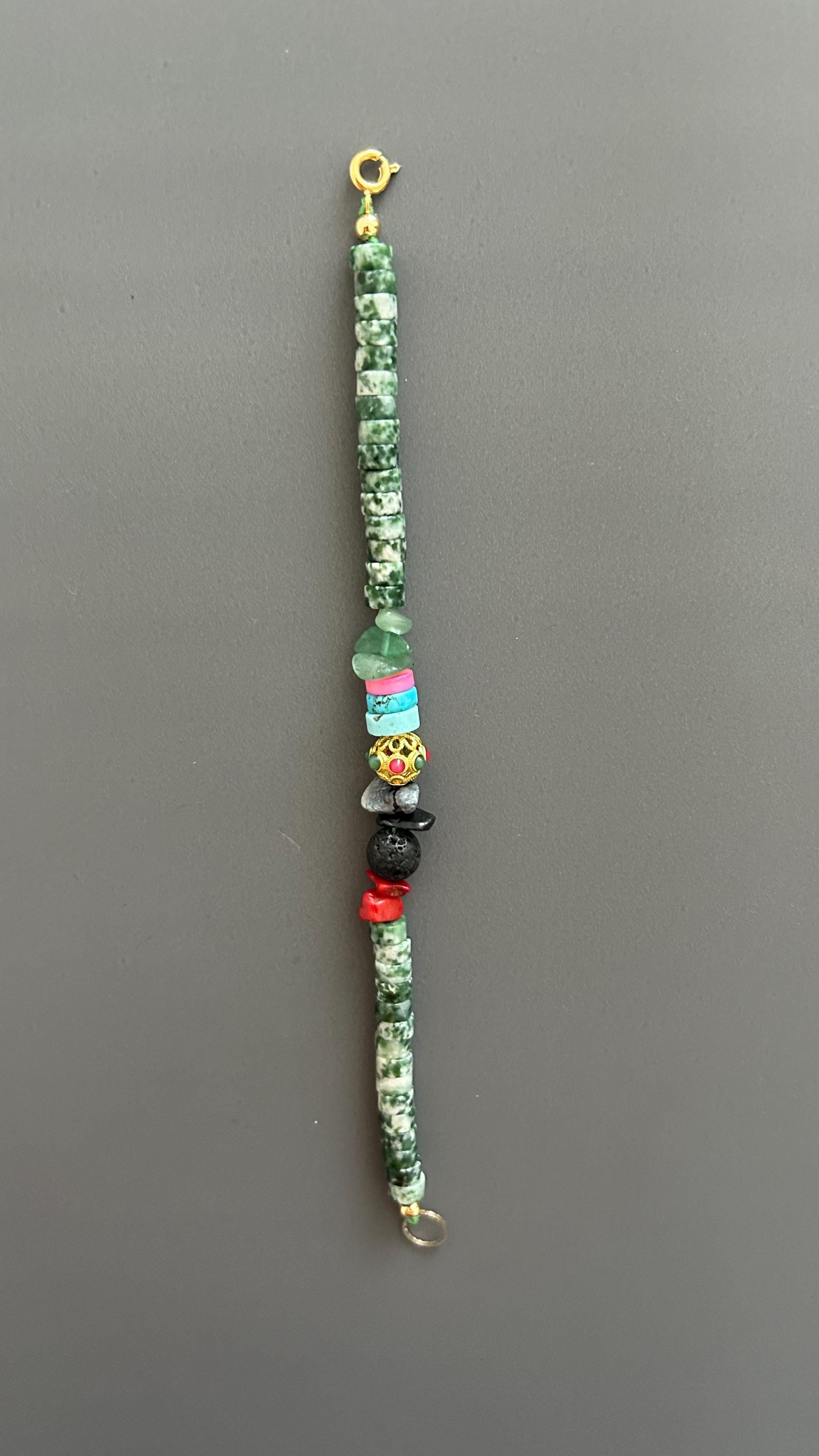 Boho Natural Stone Bracelet: Unisex Hippie Style, 24k Gold Clasp
