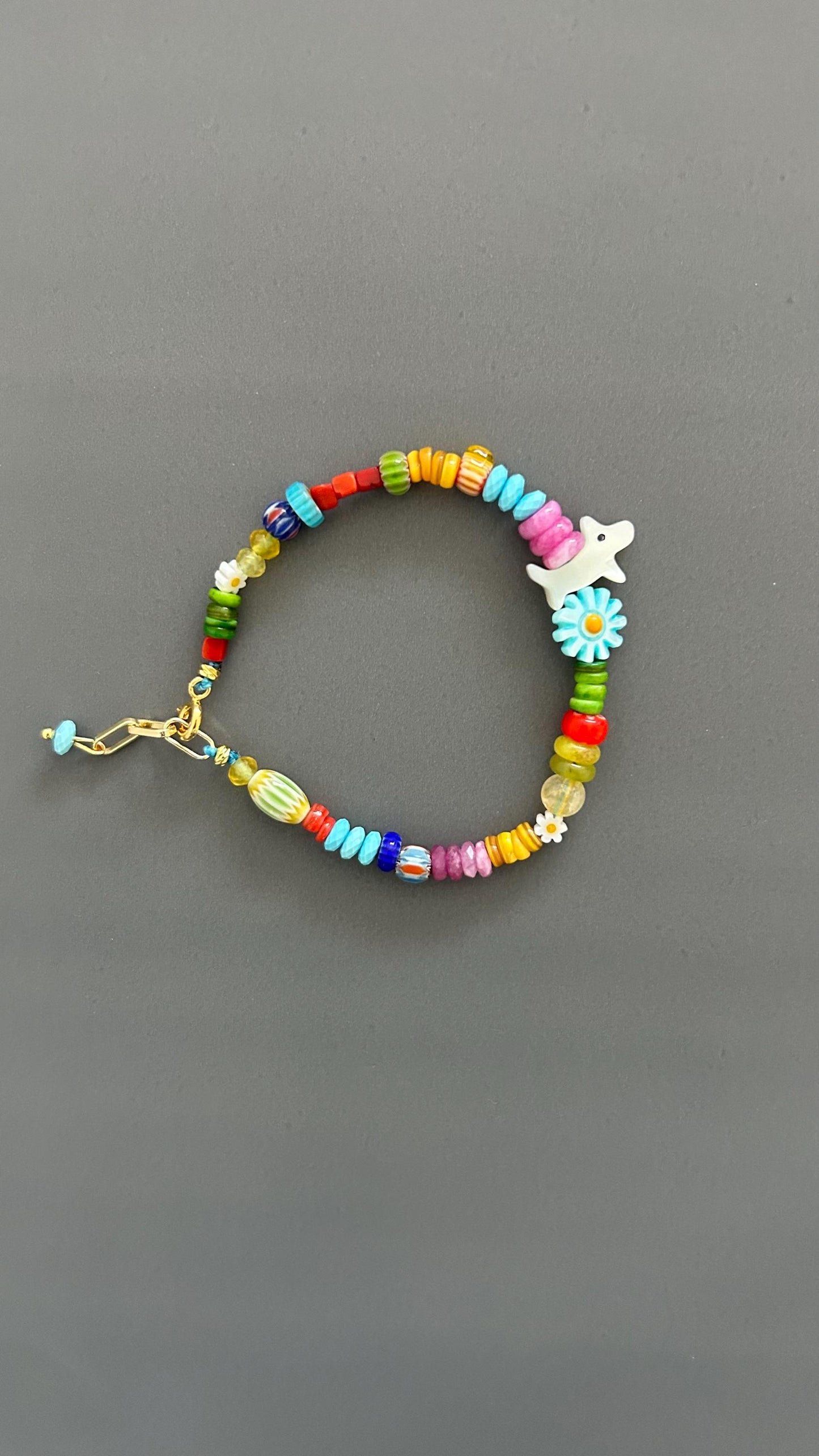 Crystal Dog Charm Wristband, Adjustable Pet Lover Accessory, Boho Labrador Retriever Gift, Gemstone Stretch Armlet, Handmade Animal Jewelry