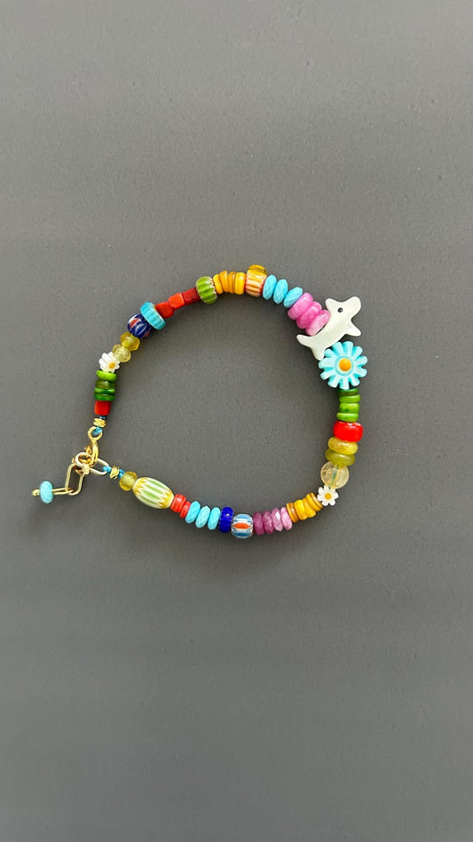Crystal Dog Charm Wristband, Adjustable Pet Lover Accessory, Boho Labrador Retriever Gift, Gemstone Stretch Armlet, Handmade Animal Jewelry