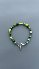 Green Gemstone Beaded Bracelet, Natural Stone Bracelet with Silver Spike Charm, Boho Stretch Bracelet, Unisex Layering Jewelry, Gift for Him